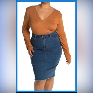 One one Six  V Neck Long Sleeves bodysuit  plus Size